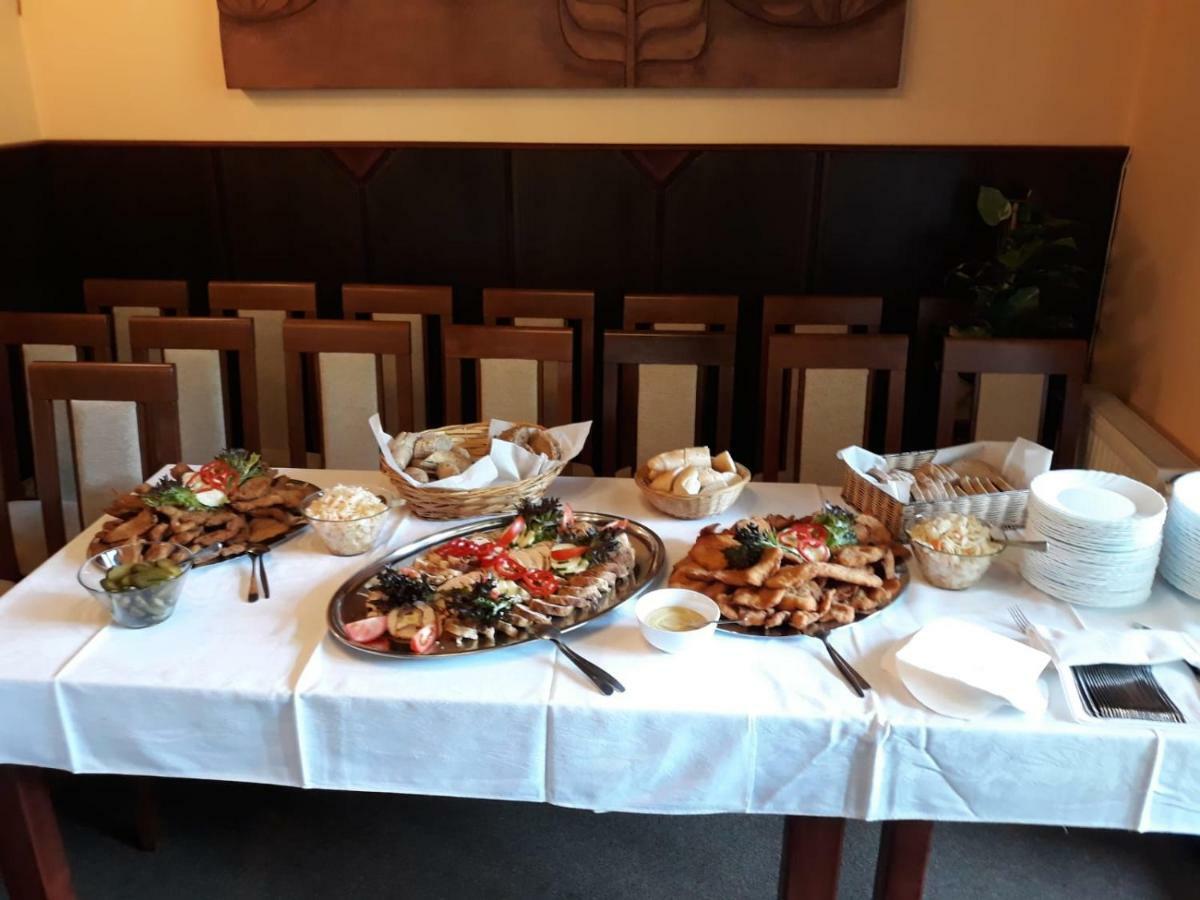 Certovka Peklo Hotel Nachod Bagian luar foto